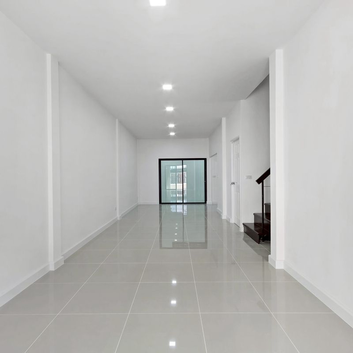 ขายทาวน์โฮมวิภาวดี ดอนเมือง หลักสี่ : 📌 Sale!!! 🏡 ทาวน์เฮ้าส์ หมู่บ้านกัญจน์เพชร (รีโนเวทใหม่ พร้อมหิ้วกระเป๋าเข้าอยู่  )📌