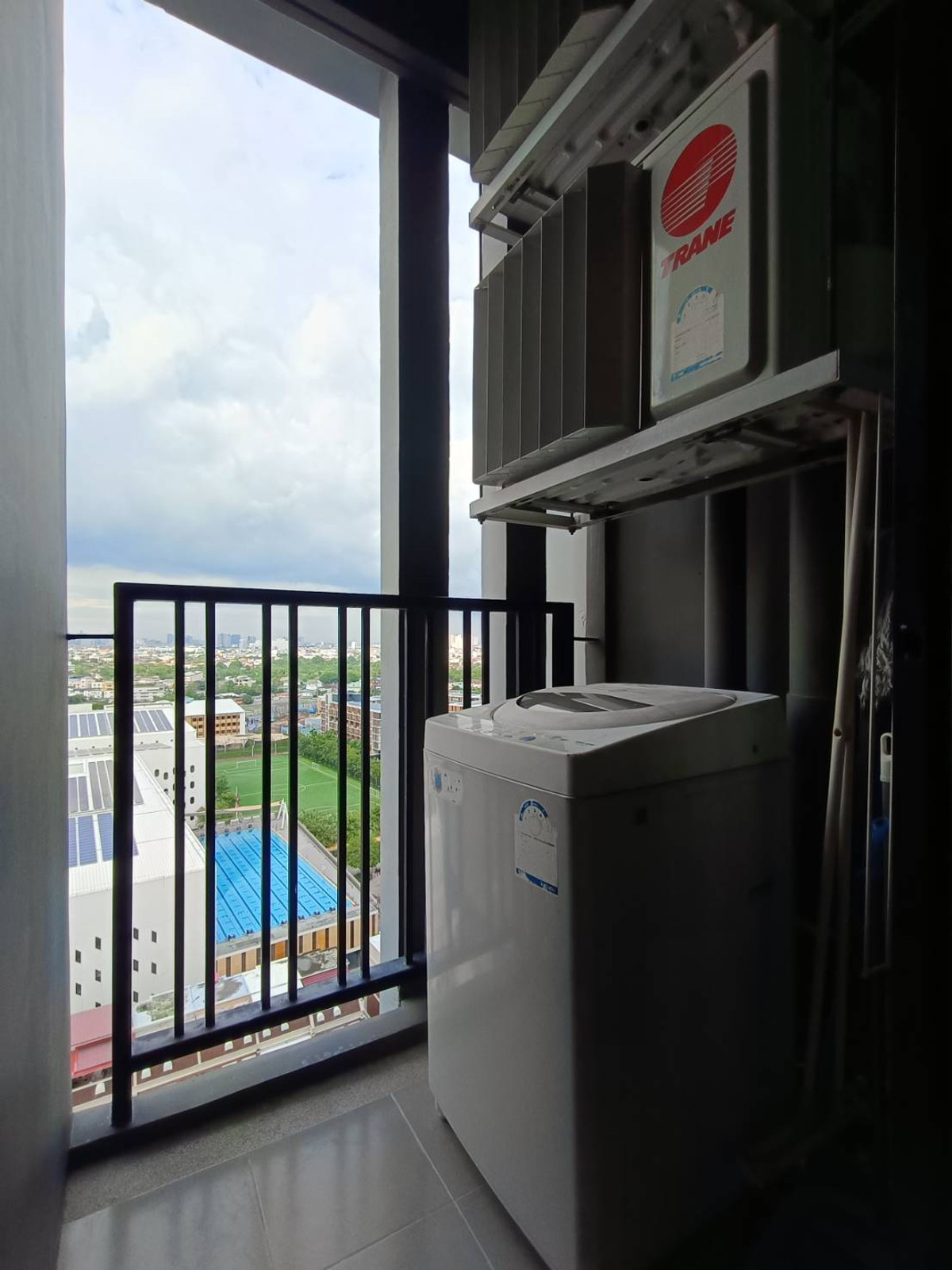 For SaleCondoOnnut, Udomsuk : Condo for sale, ready to move in, suitable investment, selling with tenant.