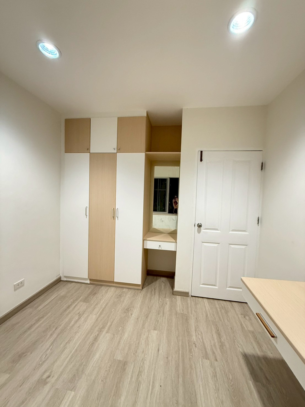 ขายทาวน์โฮมนนทบุรี บางใหญ่ บางบัวทอง : 💥💥  🏡 ทาวน์เฮ้าส์ หมู่บ้าน เดอะ วิลล่า รัตนาธิเบศร์ (รีโนเวทใหม่ทั้งหลัง  พร้อมหิ้วกระเป๋าเข้าอยู่ )📌