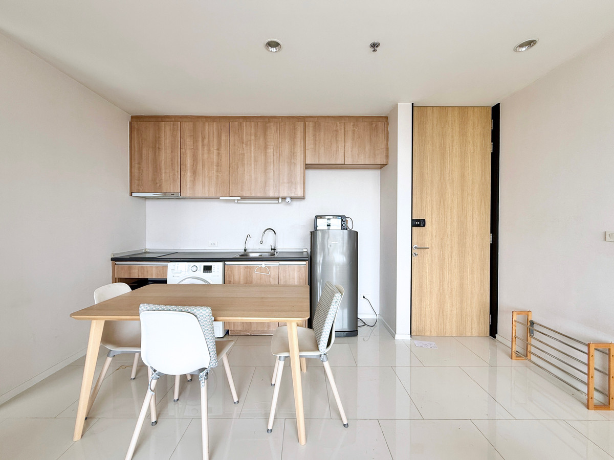 ให้เช่าคอนโดลาดพร้าว เซ็นทรัลลาดพร้าว : 🚀 The issara Ladprao - 77ตรม. 2นอน2น้ำ ทิศใต้ ปล่อยเช่า 092-545-6151 (ทีม)