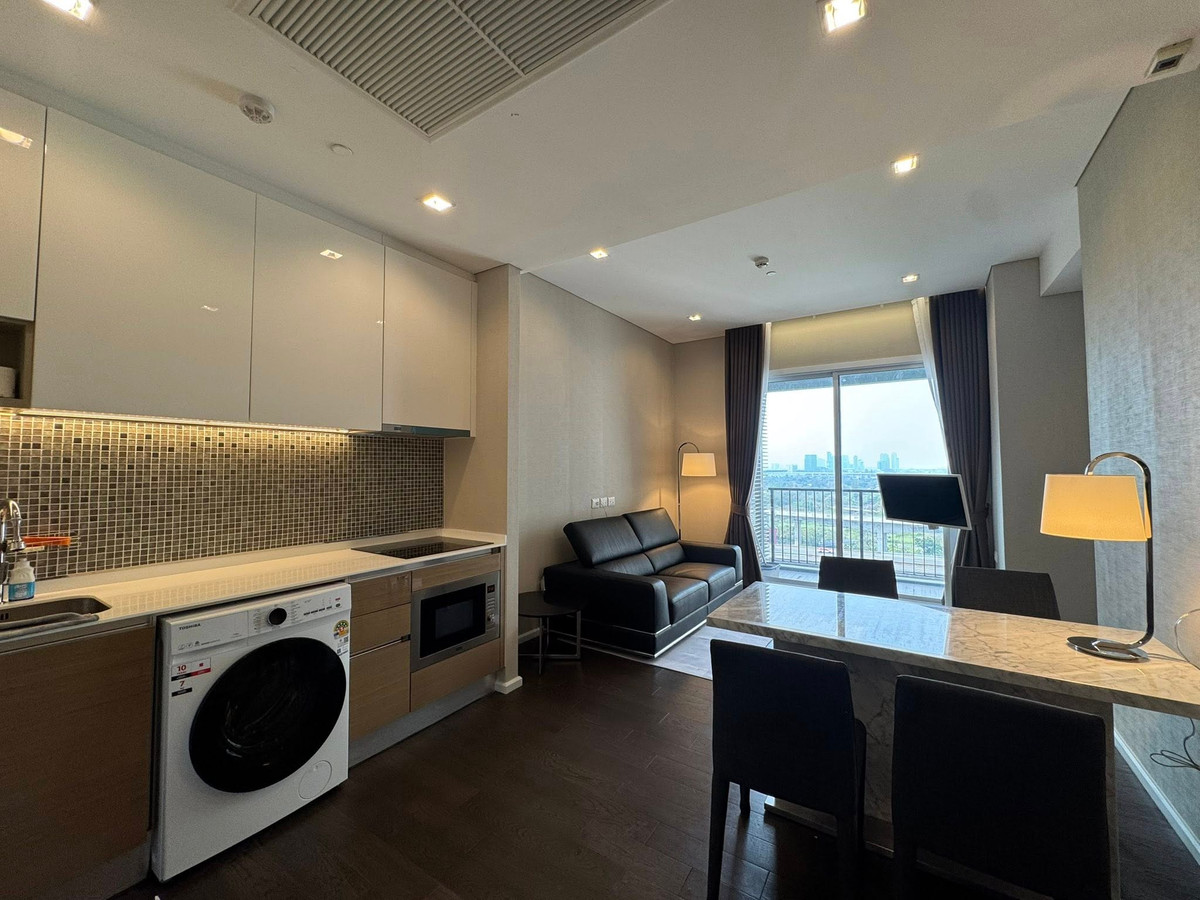 For RentCondoLadprao, Central Ladprao : LINE : @thebrokerage For Rent The Saint Residence 2 Bedroom 2 Bathroom 57sqm.  30,000 THB 