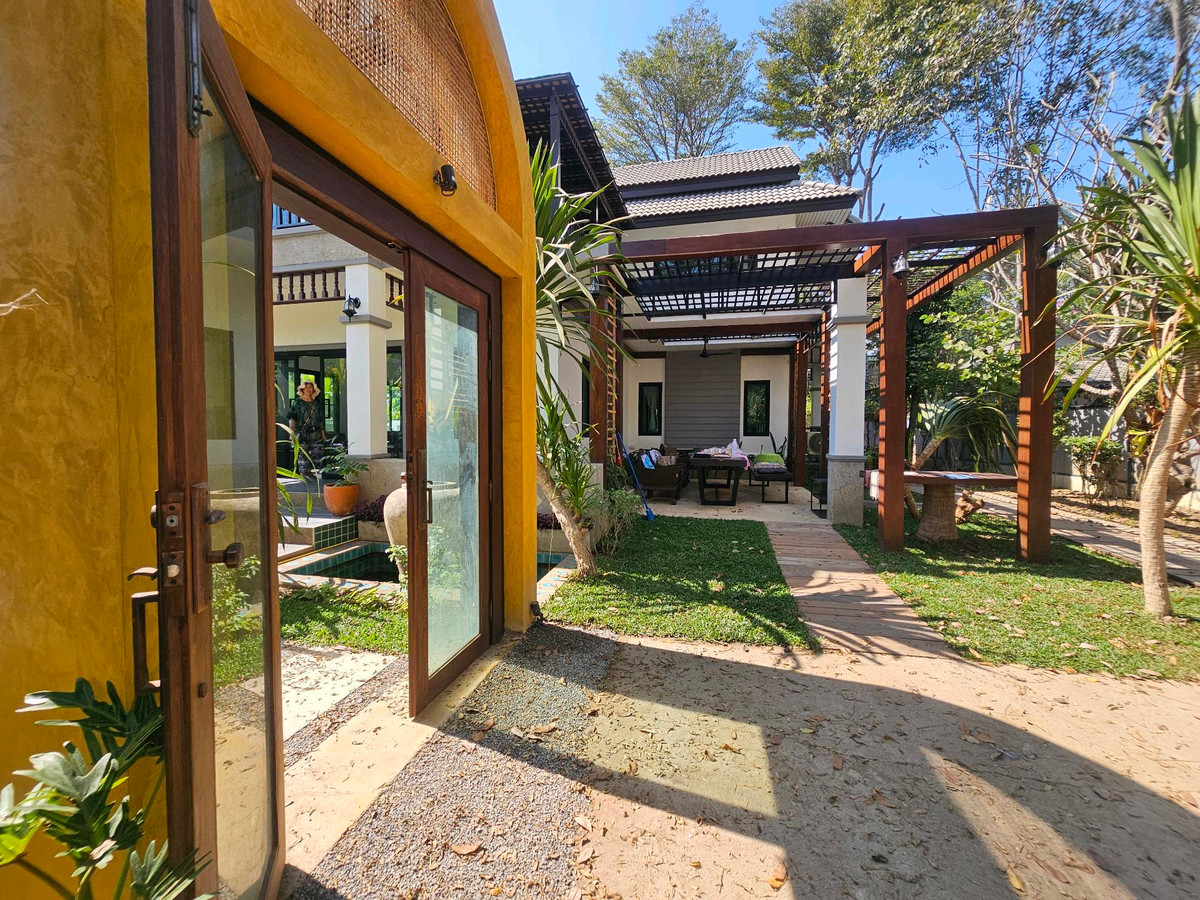 For RentHotel&Apartment BusinessChiang Mai : Looking for a tenant to do a HOME STAY business in Chiang Mai, Pa Daet Subdistrict, Mueang District, Chiang Mai Province.