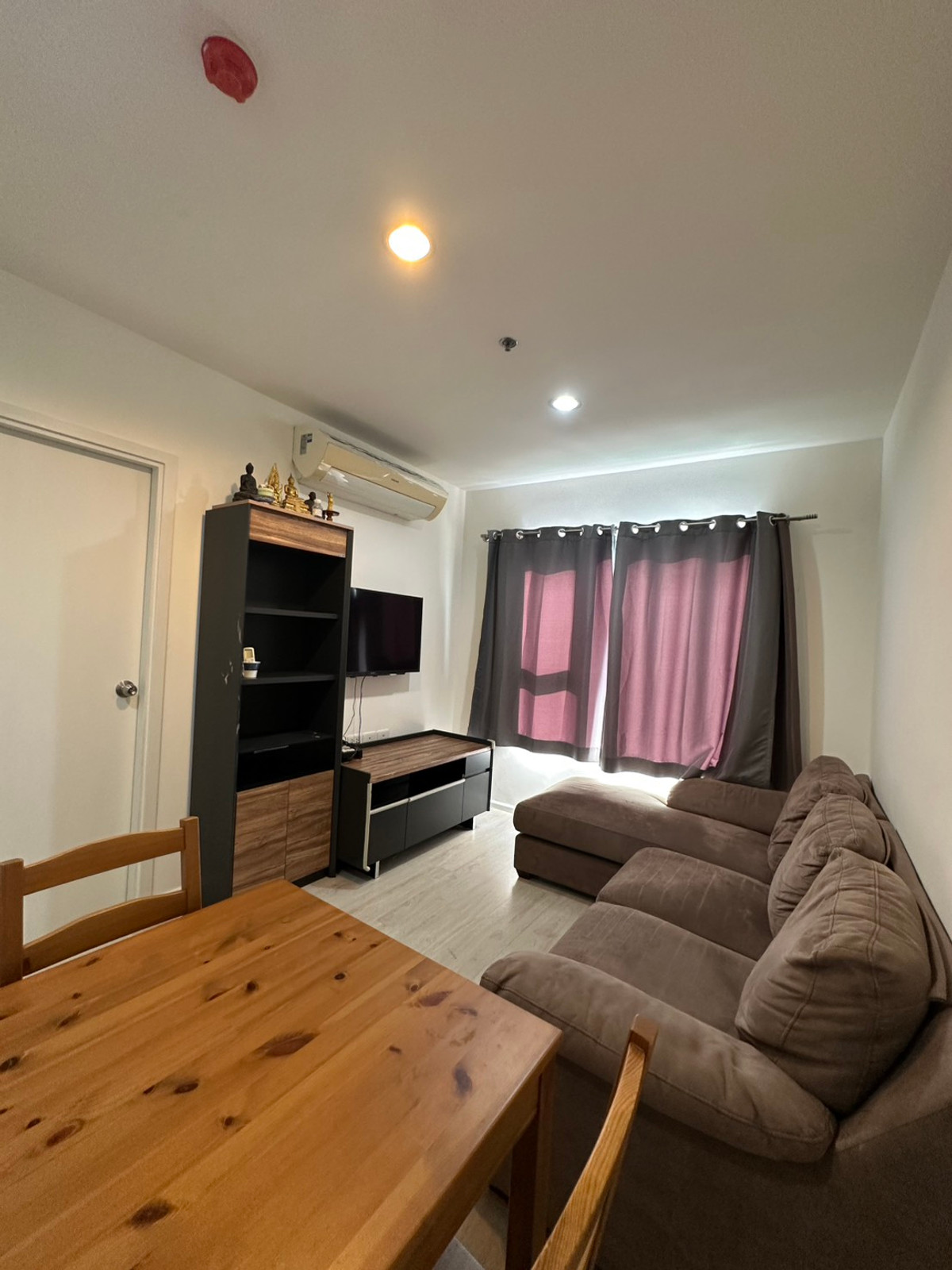 For RentCondoThaphra, Talat Phlu, Wutthakat : *FOR RENT* Aspire Sathorn-Tha Phra, beautiful room (nice room, must arrange it now), ready to move in, next to BTS Talat Phlu.