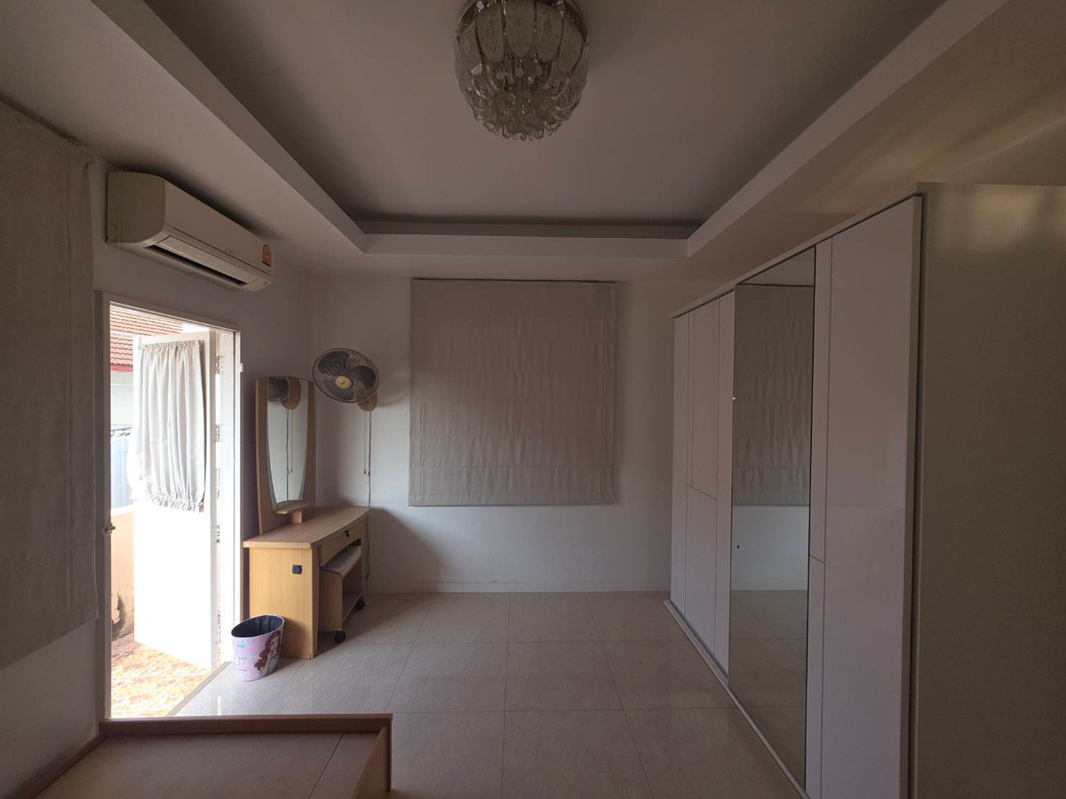 ให้เช่าบ้านปทุมธานี รังสิต ธรรมศาสตร์ : ให้เช่าบ้านเดี่ยว หมู่บ้านเมืองเอกโครงการ 6 ใกล้ มหาวิทยาลัยรังสิต เพียง 1 นาที