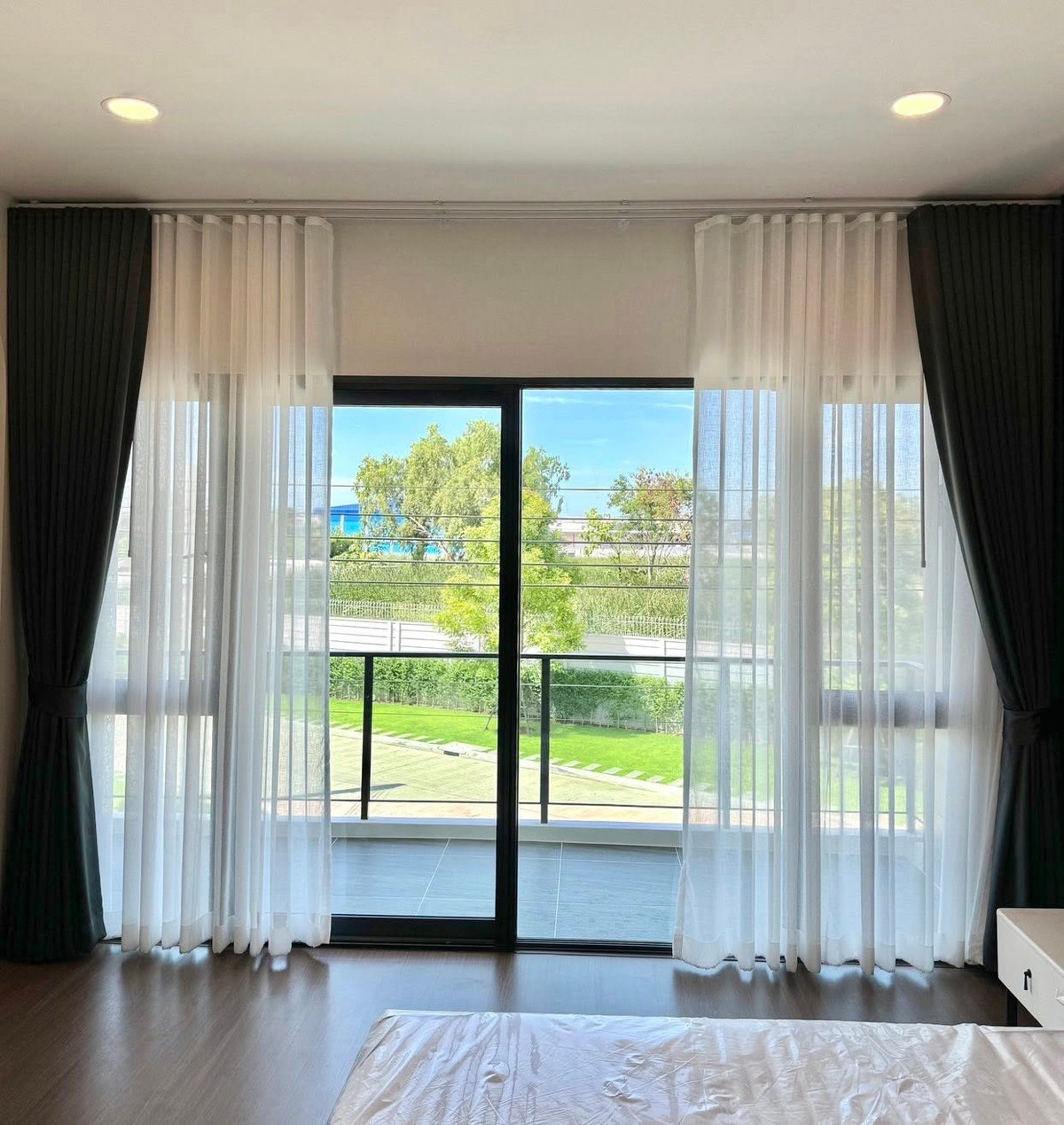 ให้เช่าบ้านบางนา แบริ่ง ลาซาล : [For rent] บ้านเดี่ยวใกล้ Mega bangna : ✨𝑻𝒉𝒆 𝒄𝒊𝒕𝒚 𝒃𝒂𝒏𝒈𝒏𝒂 : ตกแต่งครบ ใกล้ทางด่วนวงแหวน