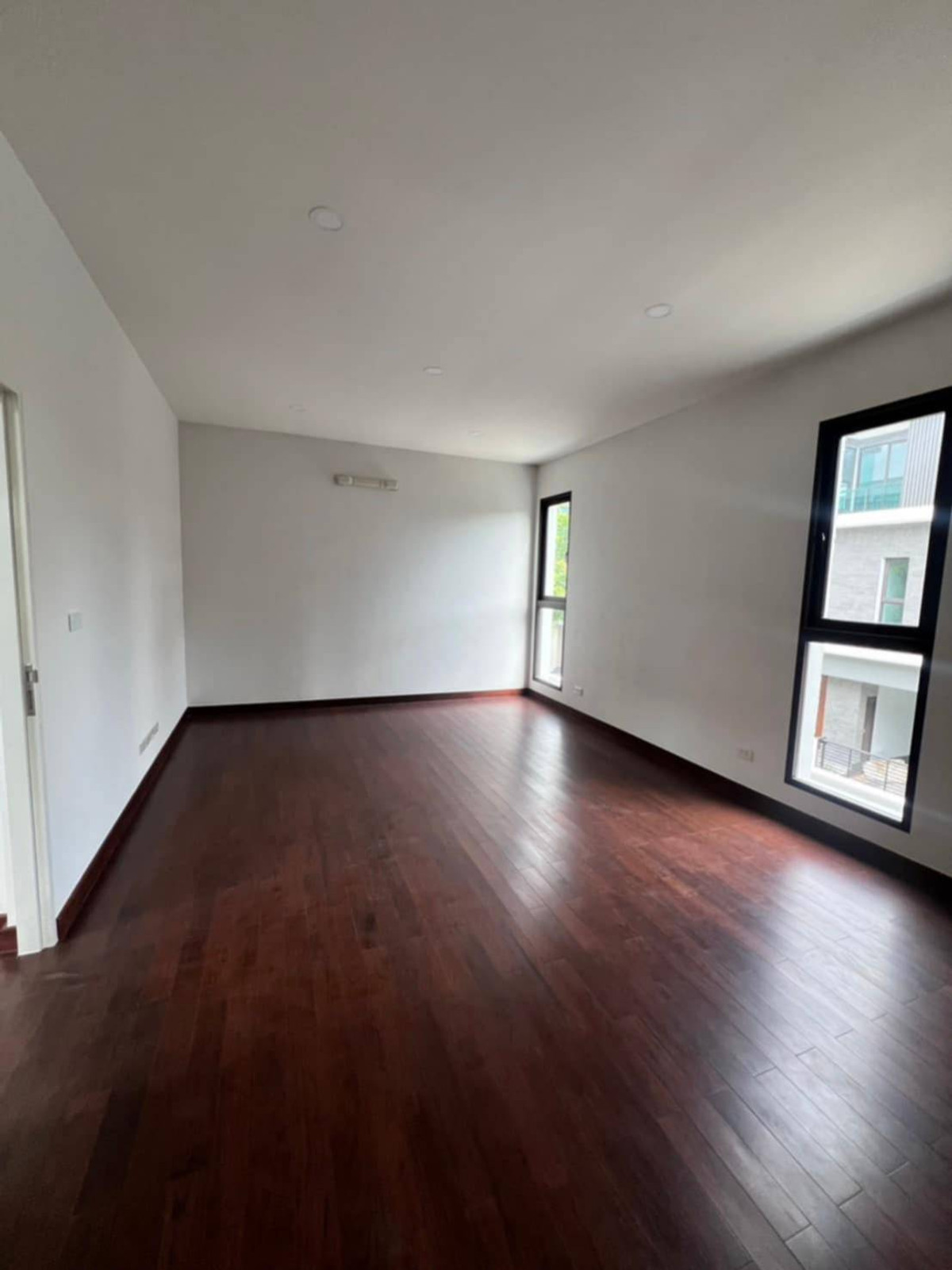 ให้เช่าบ้านลาดพร้าว101 แฮปปี้แลนด์ : บ้านเดี่ยวพร้อมให้เช่า รายล้อมด้วยโรงเรียนนานาชาติ ใกล้จุดขึ้นทางด่วนเพียง 10 นาที 🏫