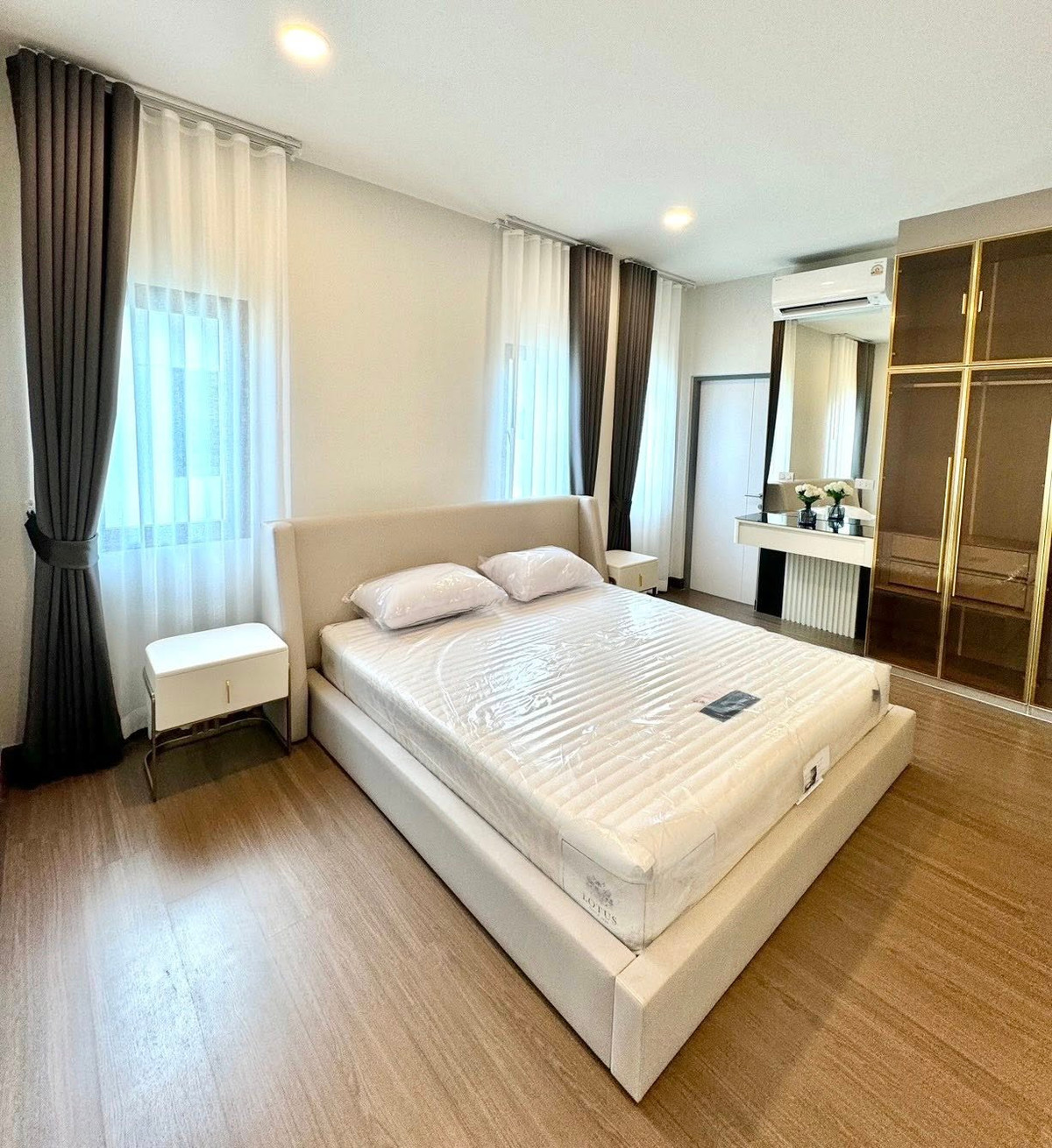 ให้เช่าบ้านบางนา แบริ่ง ลาซาล : [For rent] บ้านเดี่ยวใกล้ Mega bangna : ✨𝑻𝒉𝒆 𝒄𝒊𝒕𝒚 𝒃𝒂𝒏𝒈𝒏𝒂 : ตกแต่งครบ ใกล้ทางด่วนวงแหวน