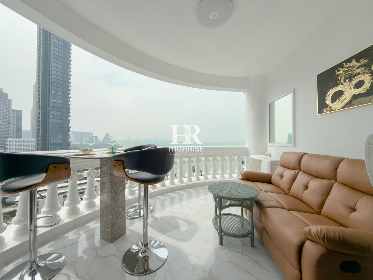 ขายคอนโดพัทยา บางแสน ชลบุรี สัตหีบ : โควต้าต่างชาติ | ปาร์ค บีช คอนโดมิเนียม | สตูดิโอ 55 ตร.ม. | ห้องใหญ่ สไตล์อบอุ่น พร้อมขาย