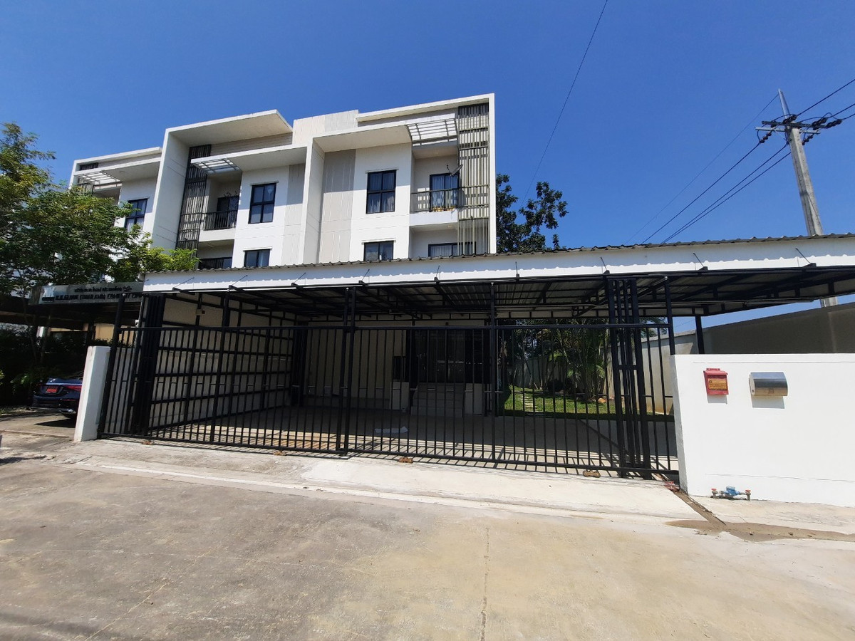 สำนักงานพัฒนาการ ศรีนครินทร์ : ให้เช่า rent ออฟฟิส ทาวโฮมน์ 3 ชั้น​  ม.วิลล่าอัลเบลโล่  ซอย กรุงเทพกรีฑา 15/1  ใกล้ พระราม9 รามคำแหง เวลลิงตัน