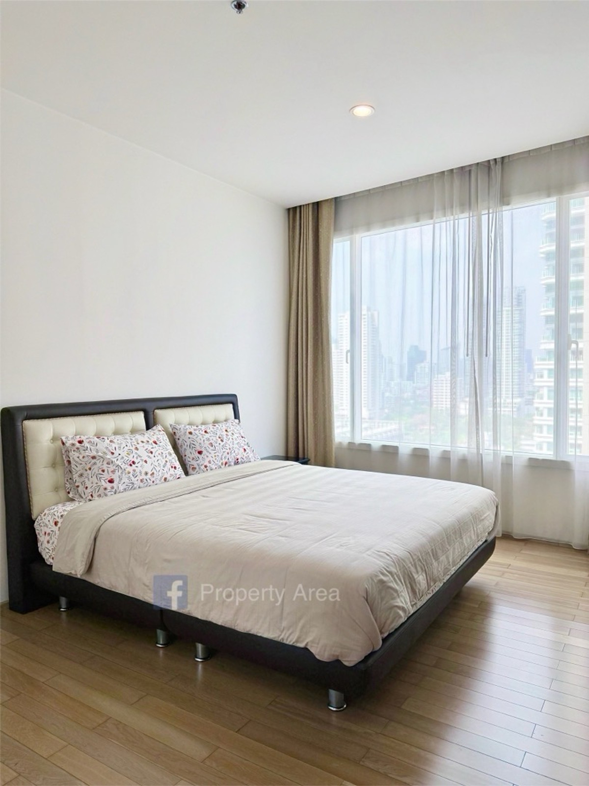 ให้เช่าคอนโดสุขุมวิท อโศก ทองหล่อ : ให้เช่า 39 by Sansiri | สุขุมวิท 39
ใกล้ EmQuartier / BTS พร้อมพงษ์ ชั้น 17 ขนาด 60 ตร.ม 1 ห้องนอน 1 ห้องน้ำ 43,000 บาท จองภายในเดือนนี้ราคาต่อรองได้!!