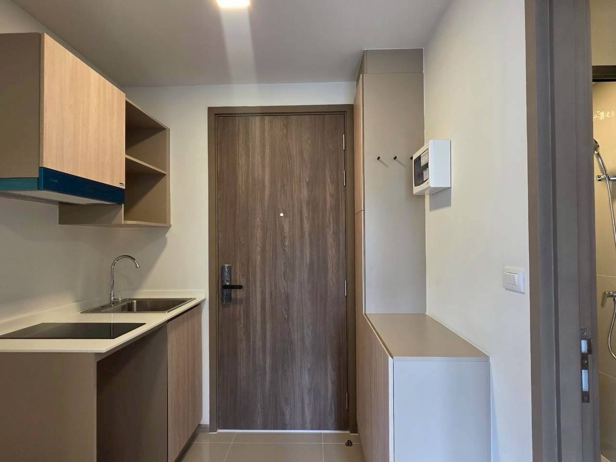 For SaleCondoBang kae, Phetkasem : Best price 𝗧𝗵𝗲 𝗠𝘂𝘃𝗲 𝗕𝗮𝗻𝗴𝘄𝗮 The Move Bang Wa ⭐️ 𝟮 Bedroom 𝟑𝟔 sq m. Choose a beautiful room before anyone else. Ready to receive the best promotion 𝐄𝐱𝐜𝐥𝐮𝐬𝐢𝐯𝐞 Lock every deal by calling 𝟬𝟵𝟮-𝟴𝟬𝟴-𝟴𝟴𝟵𝟵