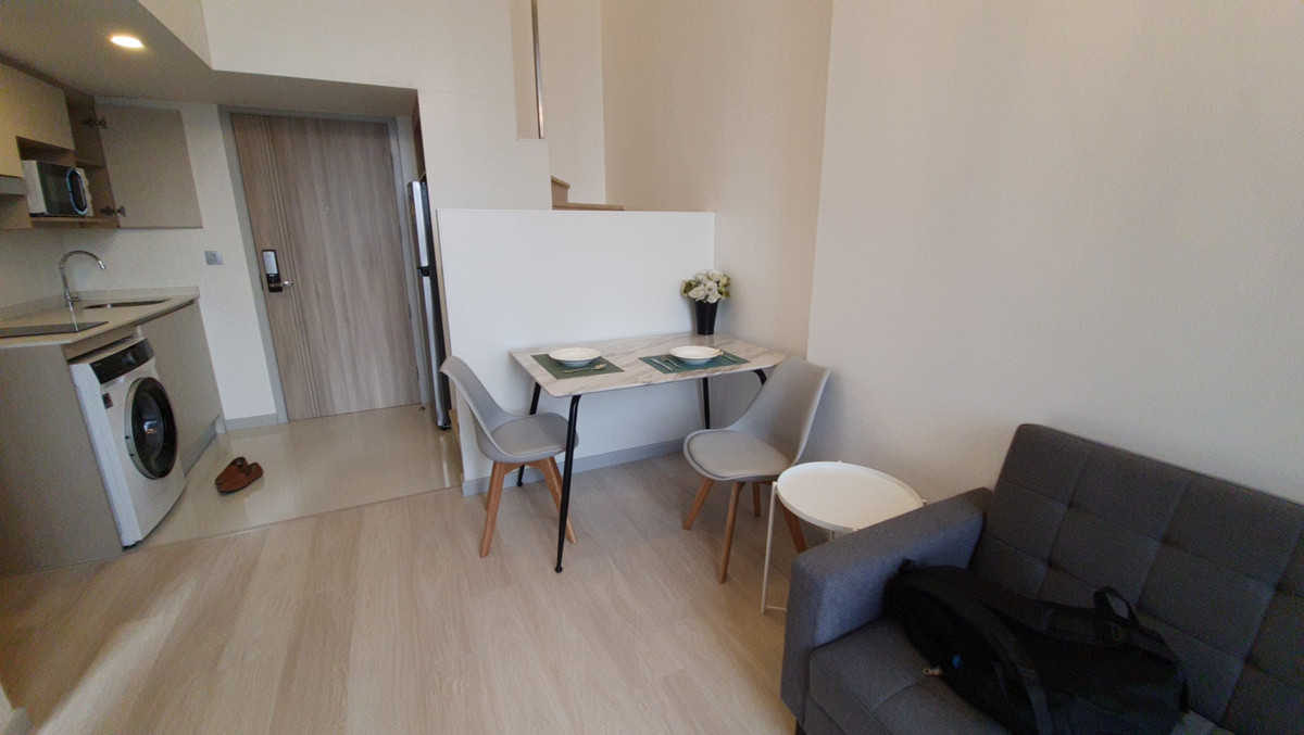 For RentCondoSathorn, Narathiwat : For rent: Knightbridge Prime Sathorn, newly renovated room, 25th floor, beautifully decorated, very good view.