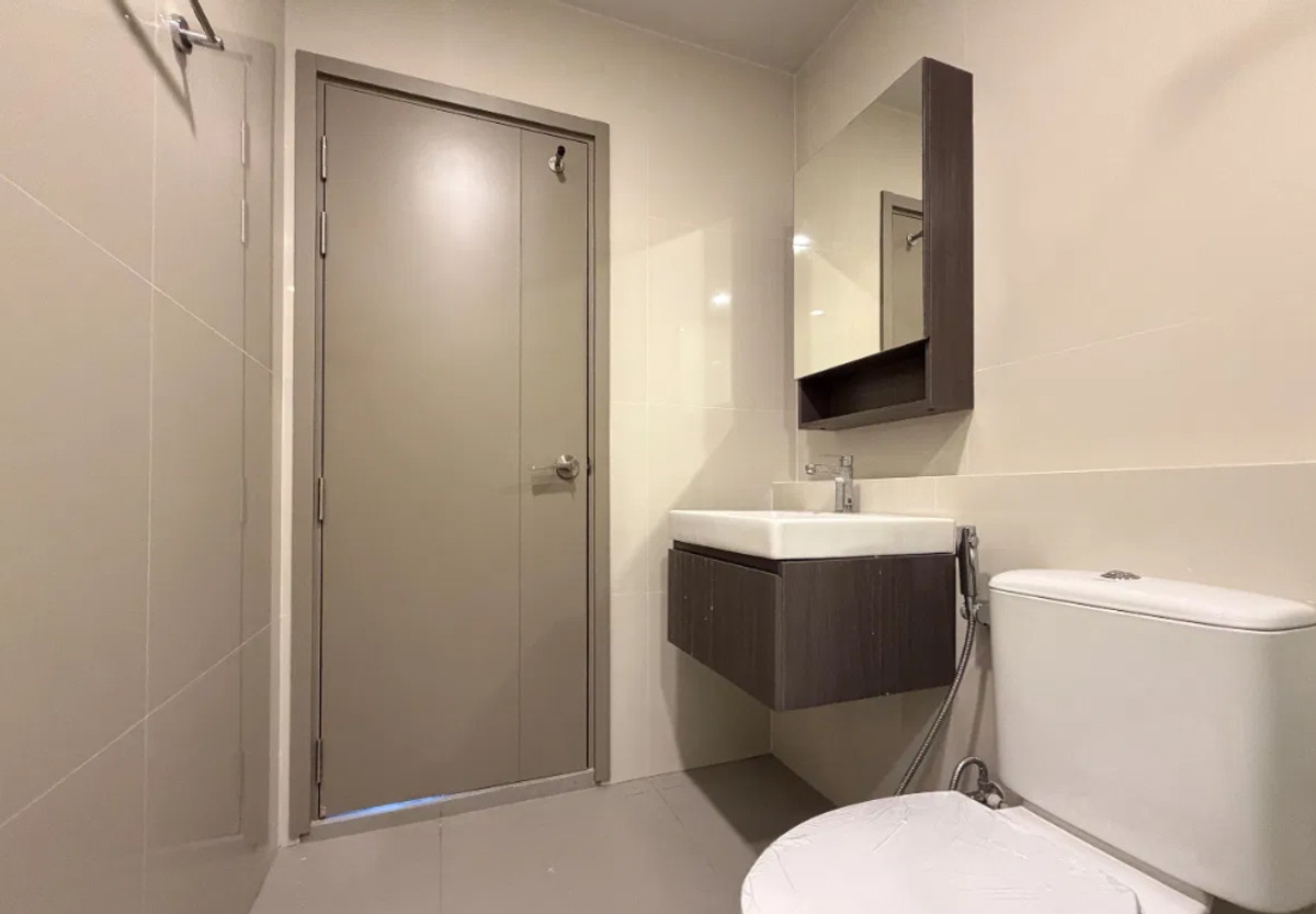 For RentCondoOnnut, Udomsuk : Aspire Onnut Station 2 Bed 2 Bath 53 sq.m. Please add LINE ID @806qphgn o8415o5483