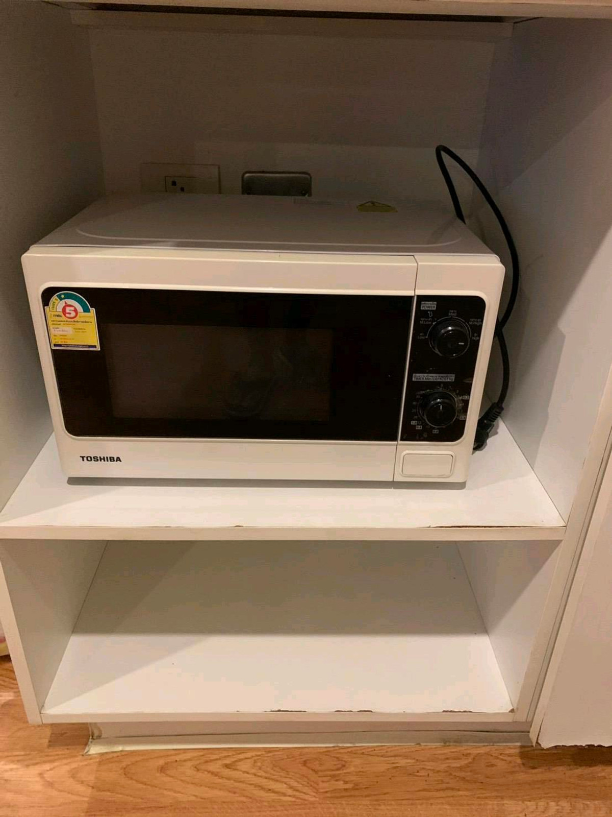 For RentCondoSamut Prakan,Samrong : ✨ Good location, convenient travel, easy to enter the city, cute price, ready to move in immediately 🚆 near BTS Bearing and BTS Samrong.