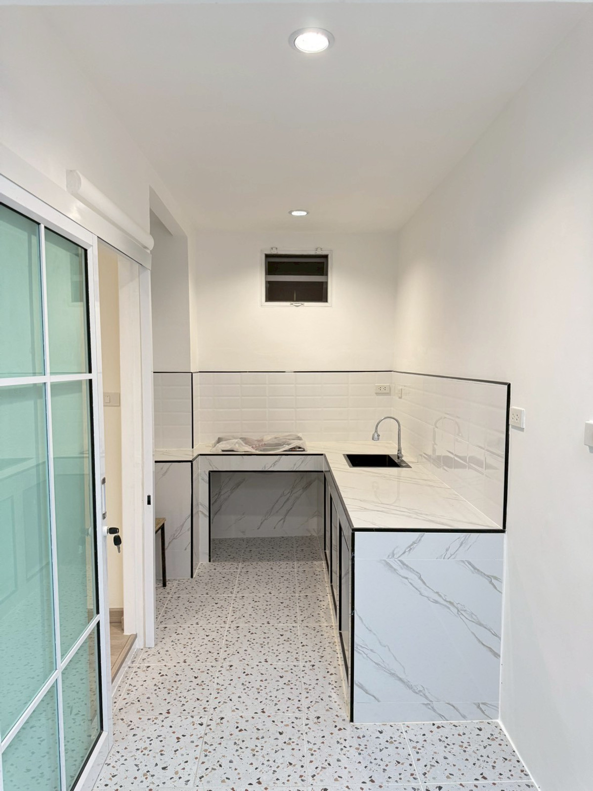 ขายทาวน์โฮมนนทบุรี บางใหญ่ บางบัวทอง : 💥💥  🏡 ทาวน์เฮ้าส์ หมู่บ้าน เดอะ วิลล่า รัตนาธิเบศร์ (รีโนเวทใหม่ทั้งหลัง  พร้อมหิ้วกระเป๋าเข้าอยู่ )📌