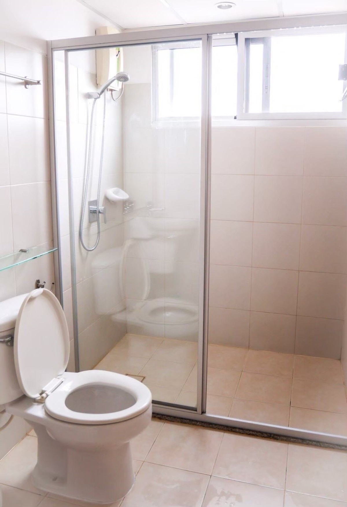 ให้เช่าคอนโดราชเทวี พญาไท : ให้ เช่า ด่วน Noble revent โนเบิล รีเวนต์ 1ห้องนอน 1ห้องน้ำ (ห้องใหญ่)