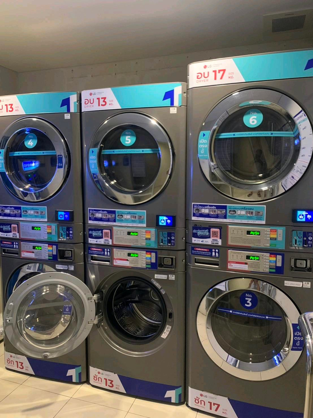 For RentCondoSamut Prakan,Samrong : ✨ Good location, convenient travel, easy to enter the city, cute price, ready to move in immediately 🚆 near BTS Bearing and BTS Samrong.