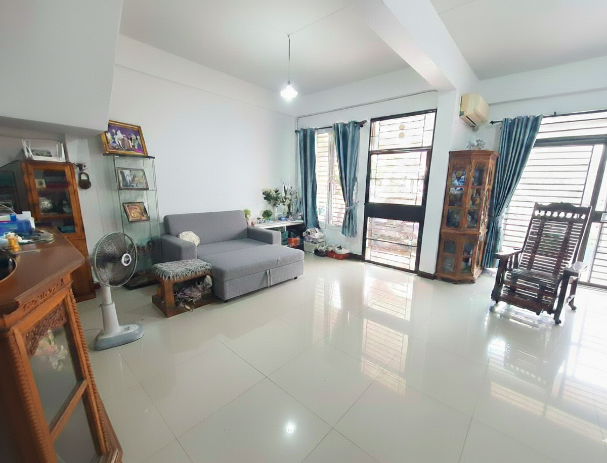 ขายทาวน์โฮมวิภาวดี ดอนเมือง หลักสี่ : ขายบ้านทาวน์เฮ้าส์ 2 ชั้น หน้ากว้าง 6.5 เมตร หมู่บ้านอยู่เจริญ พหลโยธิน 50 เทพรักษ์ สะพานใหม่ ใกล้บิ๊กซี BTS