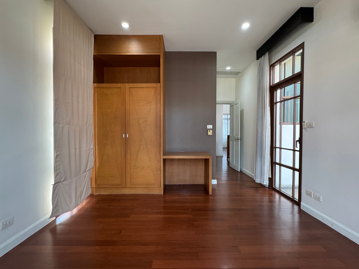For RentHouseOnnut, Udomsuk : Single house for rent, BAAN SANSIRI SUKHUMVIT 67 project, near BTS Phra Khanong.