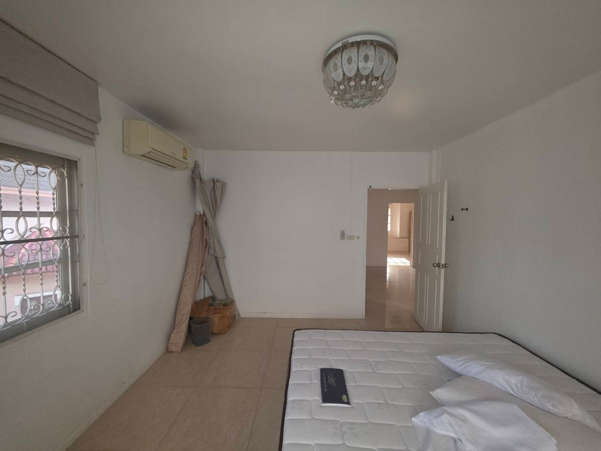 ให้เช่าบ้านปทุมธานี รังสิต ธรรมศาสตร์ : ให้เช่าบ้านเดี่ยว หมู่บ้านเมืองเอกโครงการ 6 ใกล้ มหาวิทยาลัยรังสิต เพียง 1 นาที