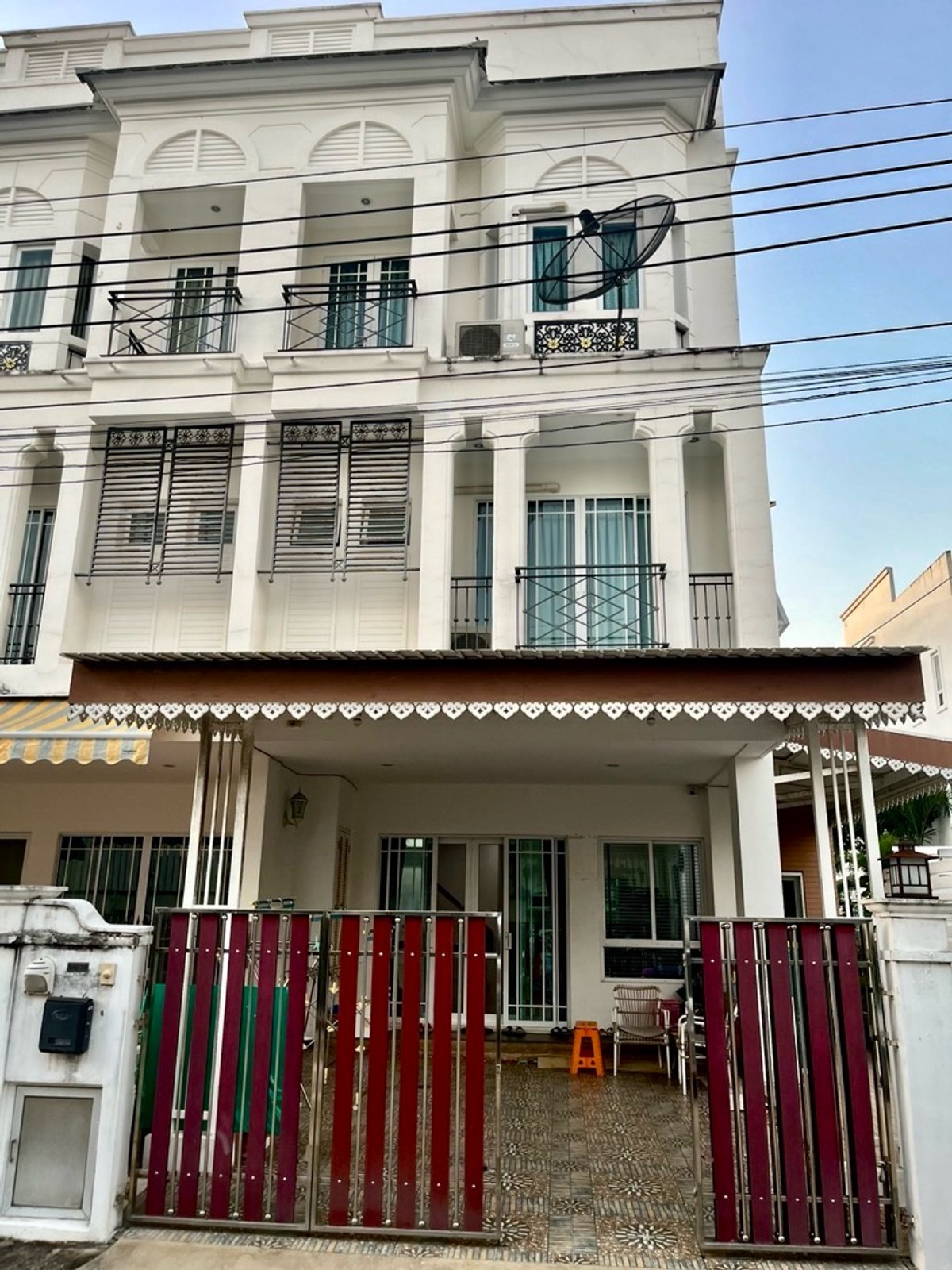 ให้เช่าทาวน์โฮมปิ่นเกล้า จรัญสนิทวงศ์ : ❗️ให้เช่าบ้านทาวน์โฮม 3 ชั้น ชวนชื่นจรัญ3 MRTท่าพระ