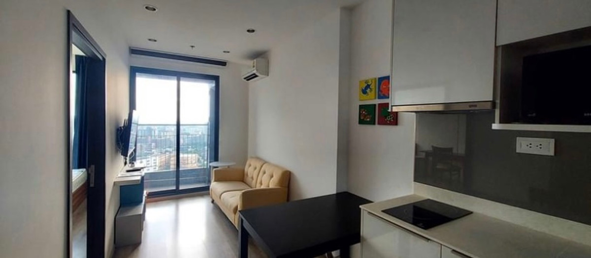 For RentCondoOnnut, Udomsuk : Condo for Rent: Ideo Mobi Sukhumvit 66 Near BTS Udom Suk (approx. 80 meters)