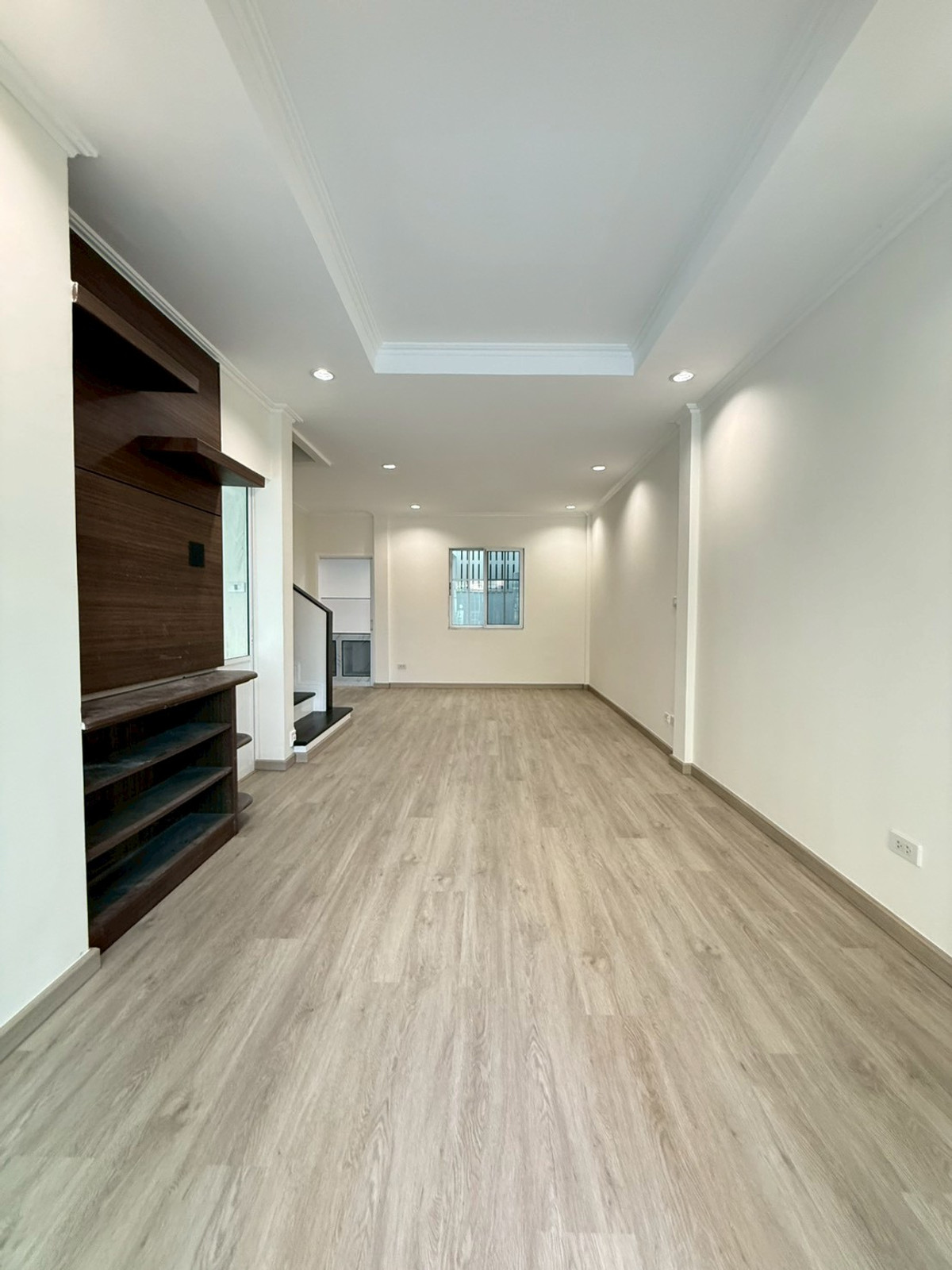 ขายทาวน์โฮมนนทบุรี บางใหญ่ บางบัวทอง : 💥💥  🏡 ทาวน์เฮ้าส์ หมู่บ้าน เดอะ วิลล่า รัตนาธิเบศร์ (รีโนเวทใหม่ทั้งหลัง  พร้อมหิ้วกระเป๋าเข้าอยู่ )📌