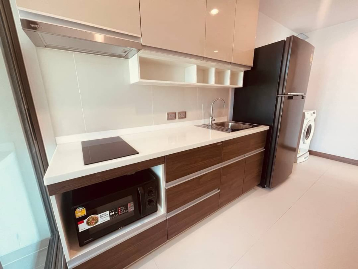 ให้เช่าคอนโดสุขุมวิท อโศก ทองหล่อ : PFD-07998 ให้เช่าคอนโดหรู สุขุมวิท 39 ใกล้ BTS พร้อมพงษ์ | Condo for Rent Near BTS Phrom Phong