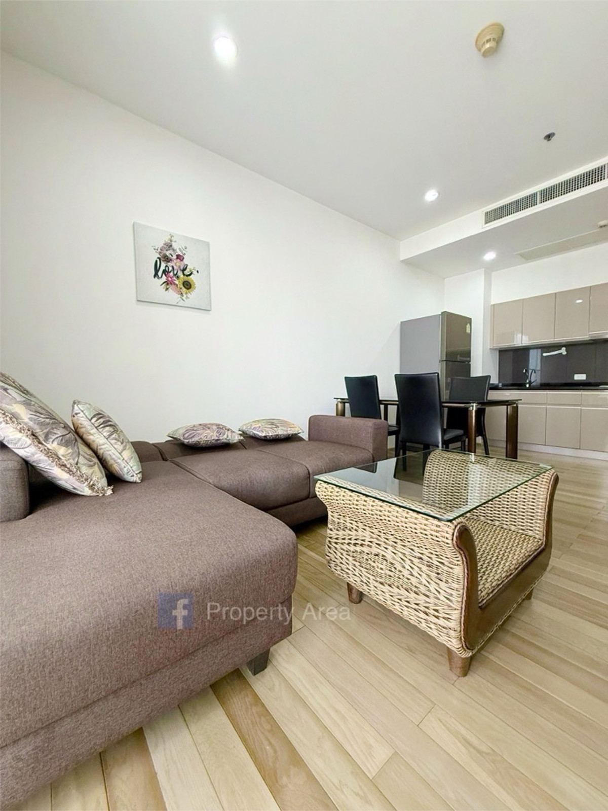 ให้เช่าคอนโดสุขุมวิท อโศก ทองหล่อ : ให้เช่า 39 by Sansiri | สุขุมวิท 39
ใกล้ EmQuartier / BTS พร้อมพงษ์ ชั้น 17 ขนาด 60 ตร.ม 1 ห้องนอน 1 ห้องน้ำ 43,000 บาท จองภายในเดือนนี้ราคาต่อรองได้!!