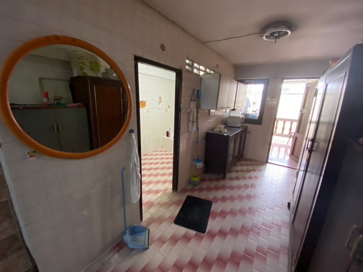 ขายอาคารพาณิชย์โชคชัย4 ลาดพร้าว71 : ✅ S-OFYJ112 ✅ Line : @p2nproperty