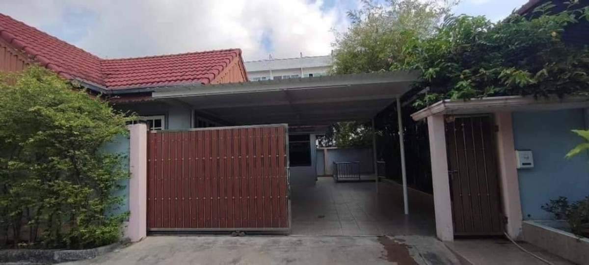 ให้เช่าบ้านสมุทรปราการ สำโรง : บ้านให้เช่า หมู่บ้านนิลุบล
(ตรงข้ามบิ๊กซีบางพลี) 