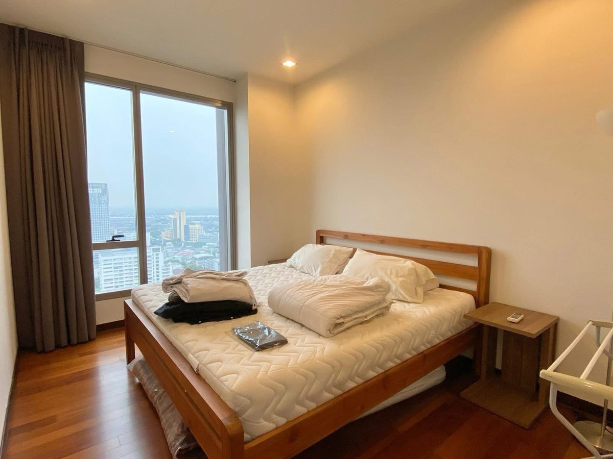 For RentCondoSukhumvit, Asoke, Thonglor : For Rent: Ashton Morph 38 – Pet-friendly condominium, available to move in March.
