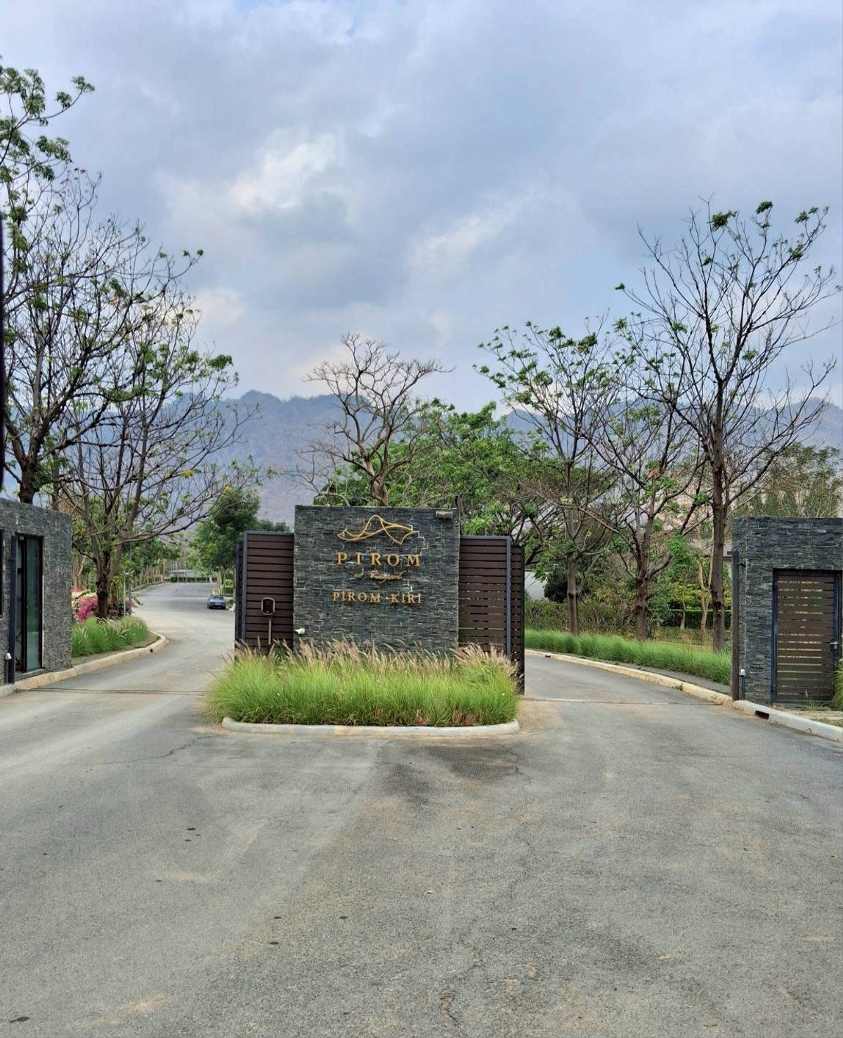 ขายที่ดินเชียงใหม่ : ขายที่ดินเปล่า Pirom At Vineyard เขาใหญ่ ภิรมย์ แอท วินยาร์ด  รหัส : L8055