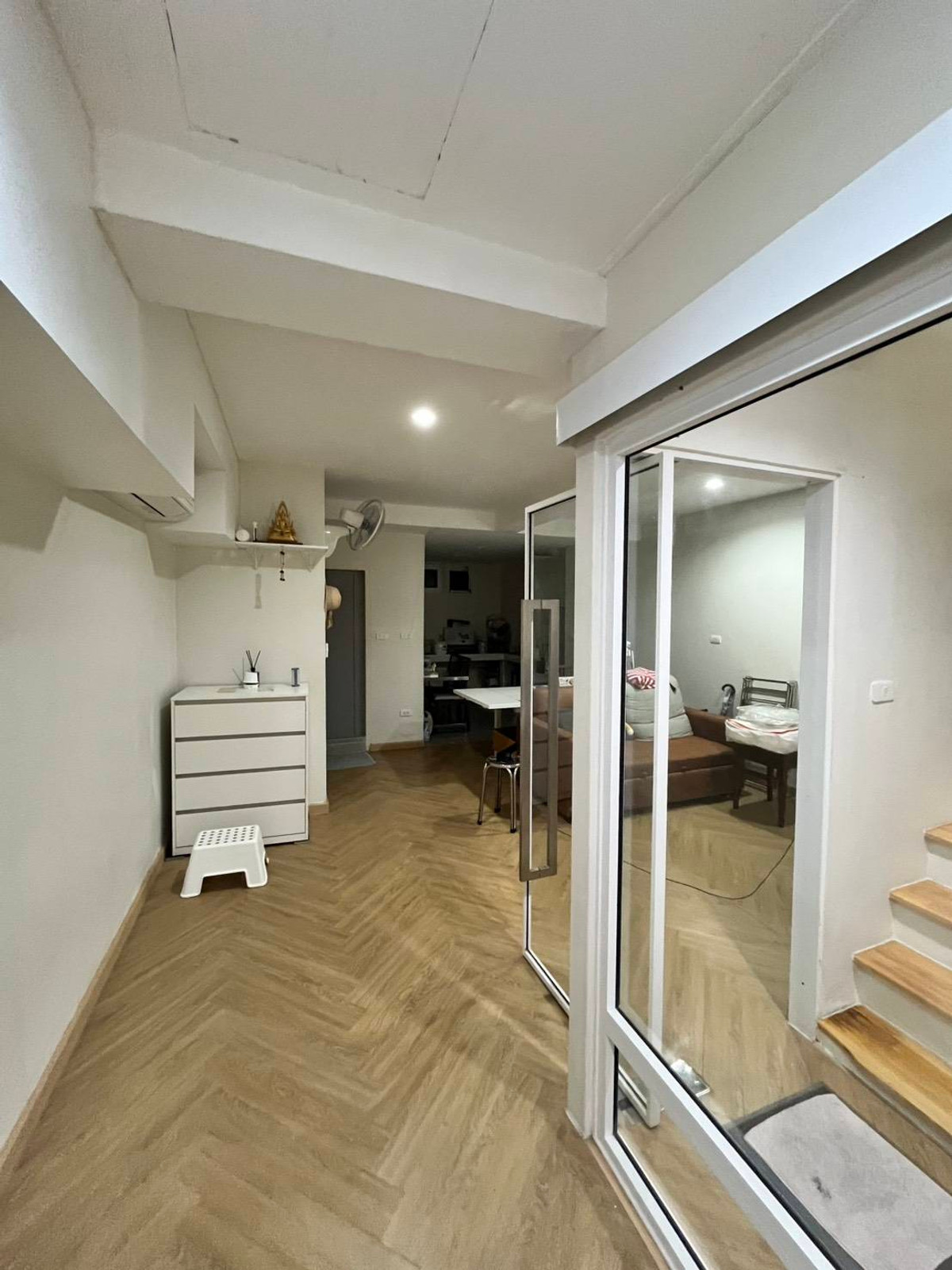 ขายทาวน์โฮมบางนา แบริ่ง ลาซาล : ขายด่วน!! บ้านทาวน์เฮ้าส์ 2 ชั้น บางนา