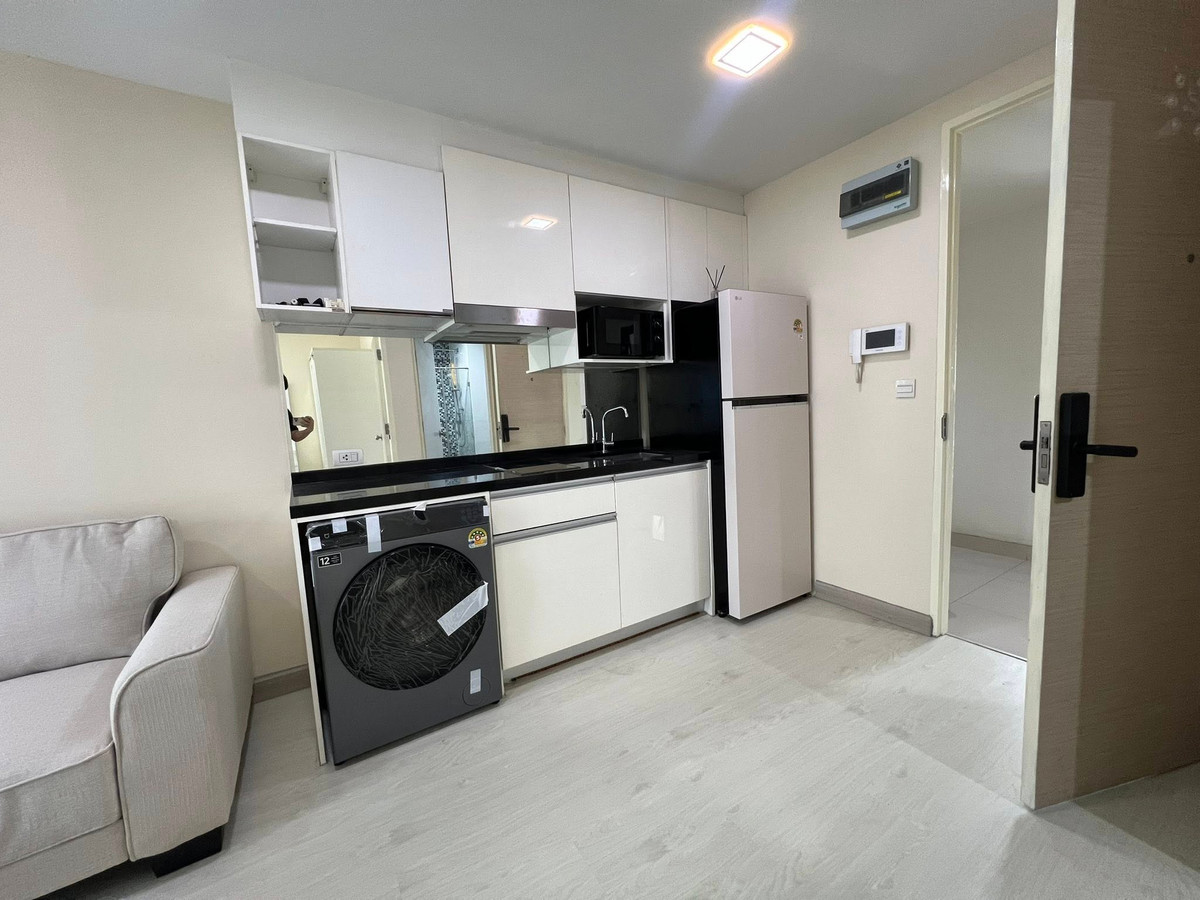 For SaleCondoRatchadapisek, Huaikwang, Suttisan : For Sale! Metro Sky Ratchada – Fully Furnished, Resort-Style Condo, Only 800 m to MRT 