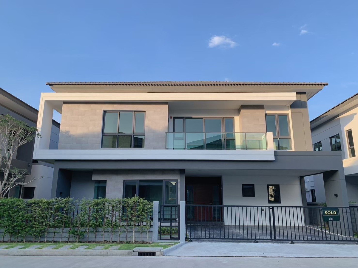 For RentHouseBangna, Bearing, Lasalle : [For rent] Single house near Mega bangna: ✨𝑻𝒉𝒆 𝒄𝒊𝒕𝒚 𝒃𝒂𝒏𝒈𝒏𝒂: Fully furnished, near the Ring Expressway.