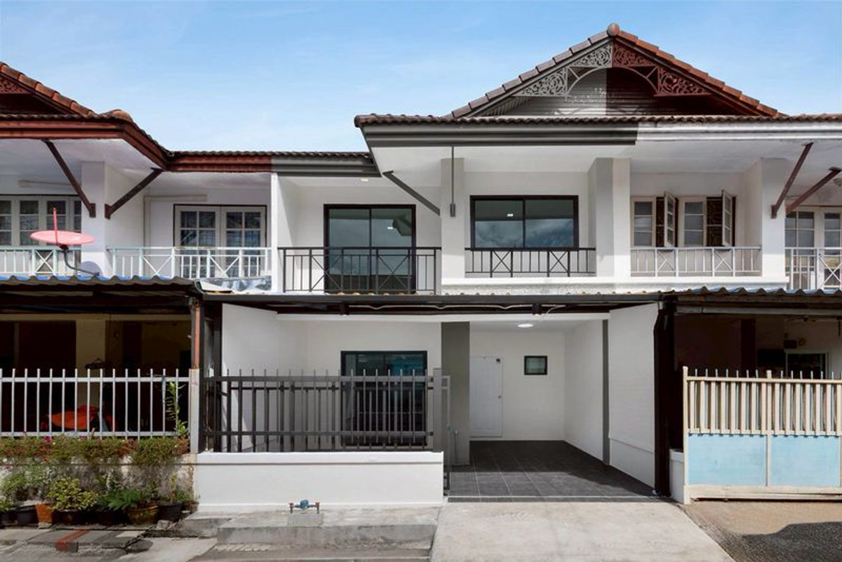 ขายทาวน์โฮมนนทบุรี บางใหญ่ บางบัวทอง : 📌 Sale!!! 🏡 ทาวน์เฮ้าส์ พฤกษา 3 บางบัวทอง (รีโนเวทใหม่ ต่อเติมครบ ราคาน่ารัก )📌