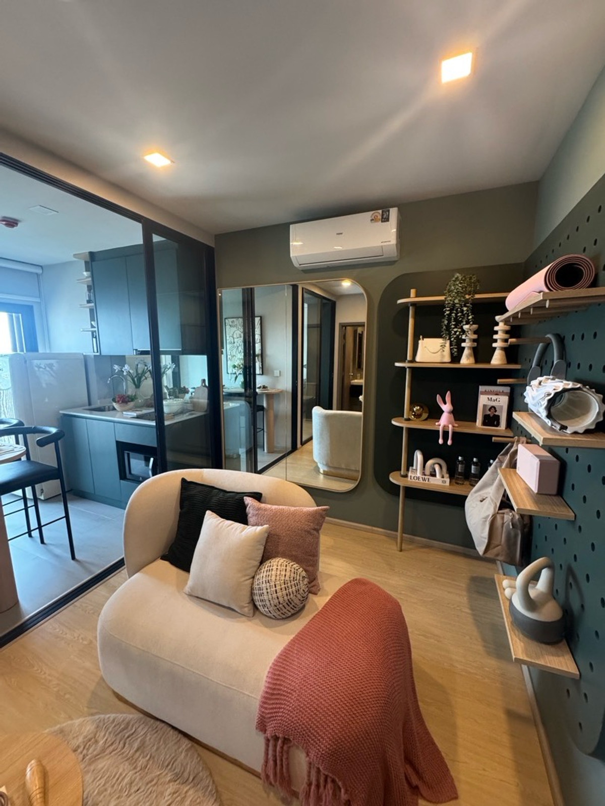 For SaleCondoLadprao, Central Ladprao : Hot Deal🔥Cheapest price, 1 bedroom, 3.1-3.76 million baht, Metris Distict Ladprao, new room, ready to move in, contact 0869017364