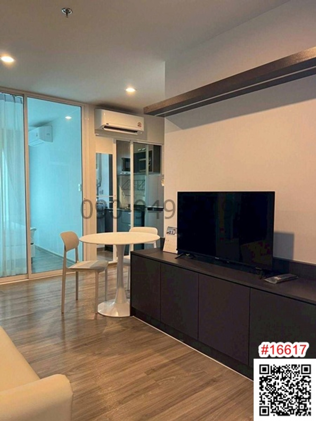 For RentCondoBangna, Bearing, Lasalle : Condo for rent, Regent Home Bangna, corner room, Building A, 16th floor, near BTS Bangna.