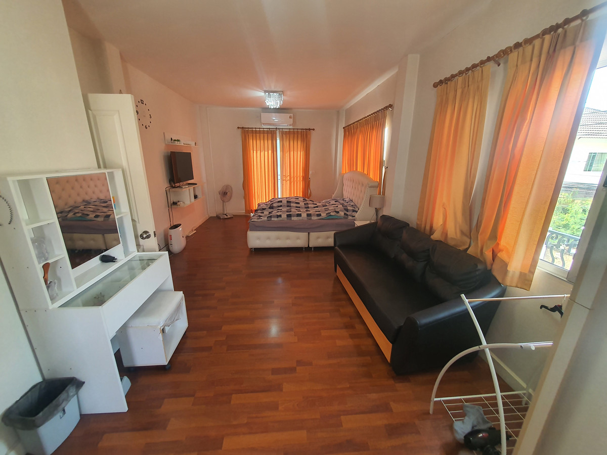 ขายบ้านมหาชัย สมุทรสาคร : บ้านหรู The Grand Rama 2 โซน NEO คลับเฮ้าส์ระดับรีสอร์ท ทะเลสาบ 3 ไร่  ถนนเมน 30 ม. ระบบ Double Security ครบทุกฟังก์ชัน พร้อมอยู่ทันที