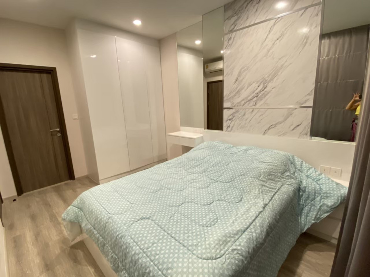 For RentCondoRama9, Petchburi, RCA : Line: @thebrokerage Ideo Mobi Asoke 1 bedrooms, 1 bathrooms, 35 sqm, 22,000 baht!!