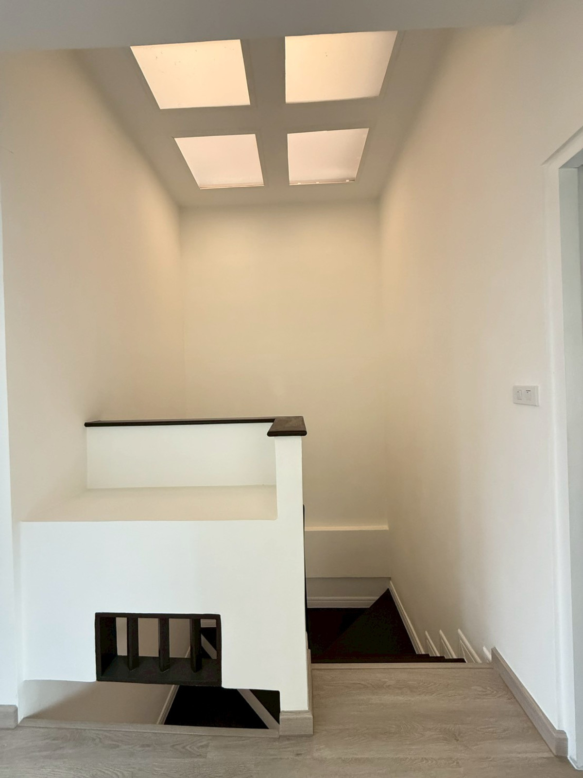 ขายทาวน์โฮมนนทบุรี บางใหญ่ บางบัวทอง : 💥💥  🏡 ทาวน์เฮ้าส์ หมู่บ้าน เดอะ วิลล่า รัตนาธิเบศร์ (รีโนเวทใหม่ทั้งหลัง  พร้อมหิ้วกระเป๋าเข้าอยู่ )📌