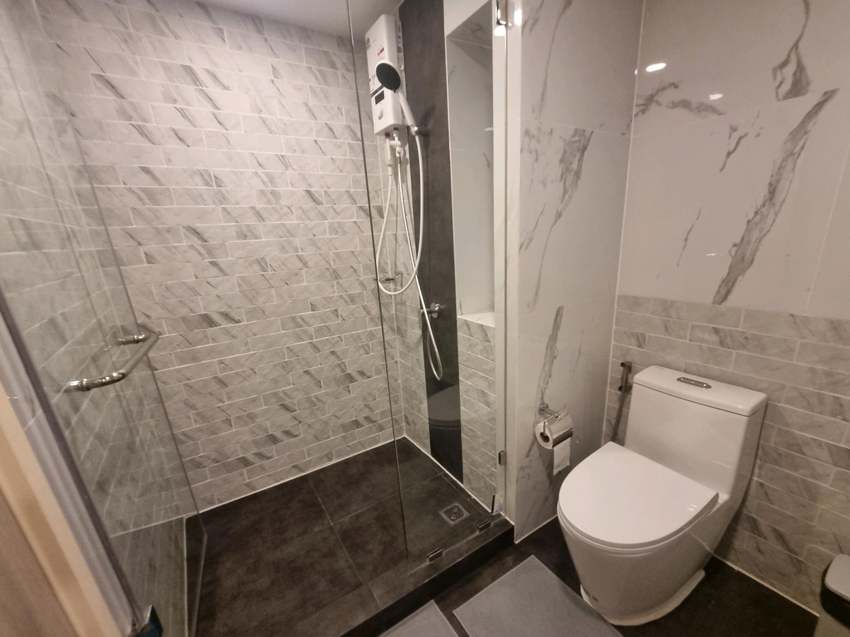 For RentCondoRattanathibet, Sanambinna : Ken Attitude Rattanathibet Condo.Luxury condo for rent, river view, 100  meters to MRT Phra Nang Klao