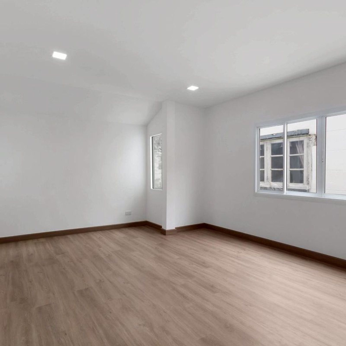 ขายทาวน์โฮมวิภาวดี ดอนเมือง หลักสี่ : 📌 Sale!!! 🏡 ทาวน์โฮม 3 ชั้น หมู่บ้าน เศรณี ดอนเมือง-สรงประภา  (รีโนเวทใหม่ ใกล้สนามบินดอนเมือง )📌