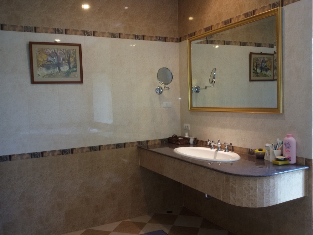 ขายบ้านปิ่นเกล้า จรัญสนิทวงศ์ : ขายคฤหาสน์ 3 ชั้น ม.อมรชัย3 ซ.บรมราชชนนี72 ถ.บรมราชชนนี ศาลาธรรมสพน์ ทวีวัฒนา กรุงเทพ