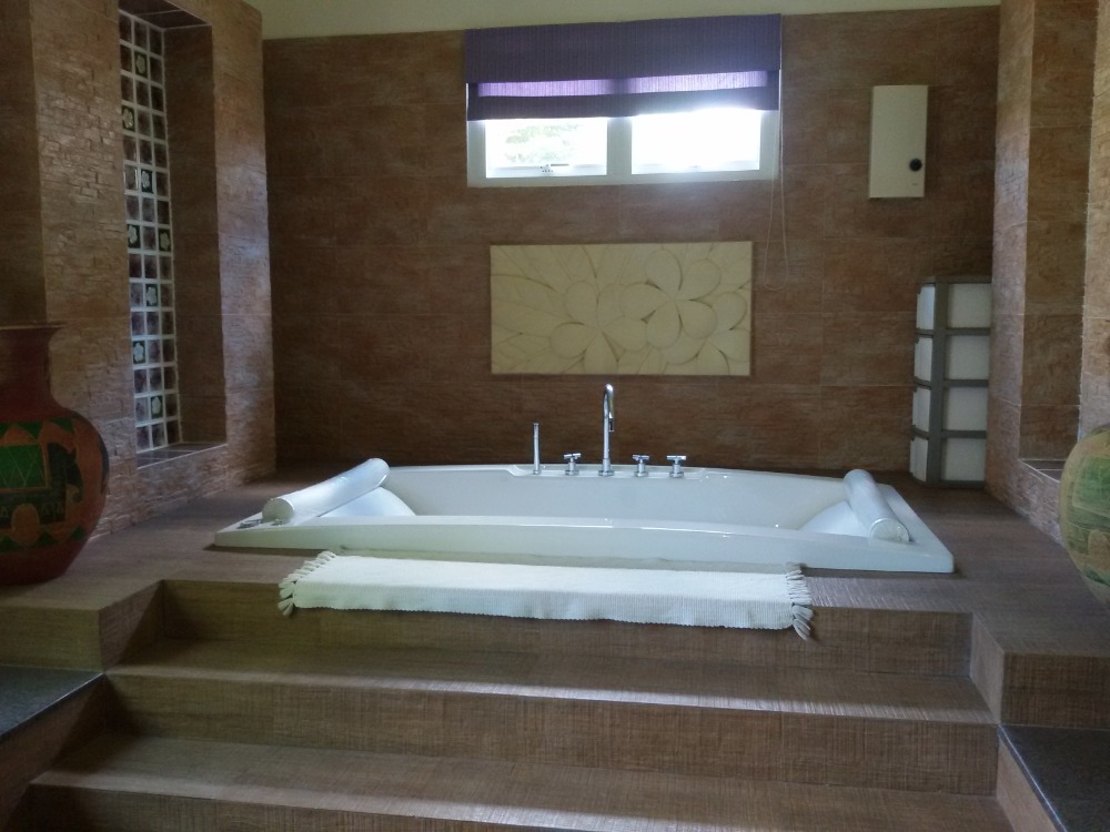 ขายบ้านปิ่นเกล้า จรัญสนิทวงศ์ : ขายคฤหาสน์ 3 ชั้น ม.อมรชัย3 ซ.บรมราชชนนี72 ถ.บรมราชชนนี ศาลาธรรมสพน์ ทวีวัฒนา กรุงเทพ