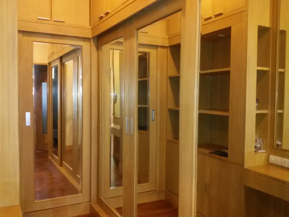 ขายบ้านปิ่นเกล้า จรัญสนิทวงศ์ : ขายคฤหาสน์ 3 ชั้น ม.อมรชัย3 ซ.บรมราชชนนี72 ถ.บรมราชชนนี ศาลาธรรมสพน์ ทวีวัฒนา กรุงเทพ