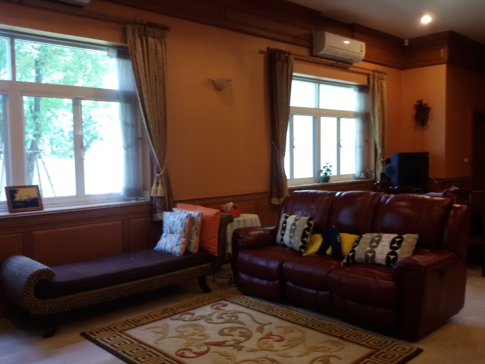 ขายบ้านปิ่นเกล้า จรัญสนิทวงศ์ : ขายคฤหาสน์ 3 ชั้น ม.อมรชัย3 ซ.บรมราชชนนี72 ถ.บรมราชชนนี ศาลาธรรมสพน์ ทวีวัฒนา กรุงเทพ