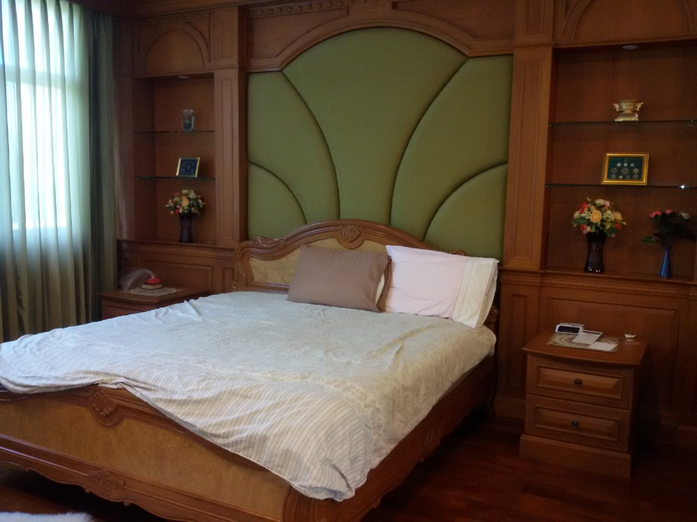 ขายบ้านปิ่นเกล้า จรัญสนิทวงศ์ : ขายคฤหาสน์ 3 ชั้น ม.อมรชัย3 ซ.บรมราชชนนี72 ถ.บรมราชชนนี ศาลาธรรมสพน์ ทวีวัฒนา กรุงเทพ