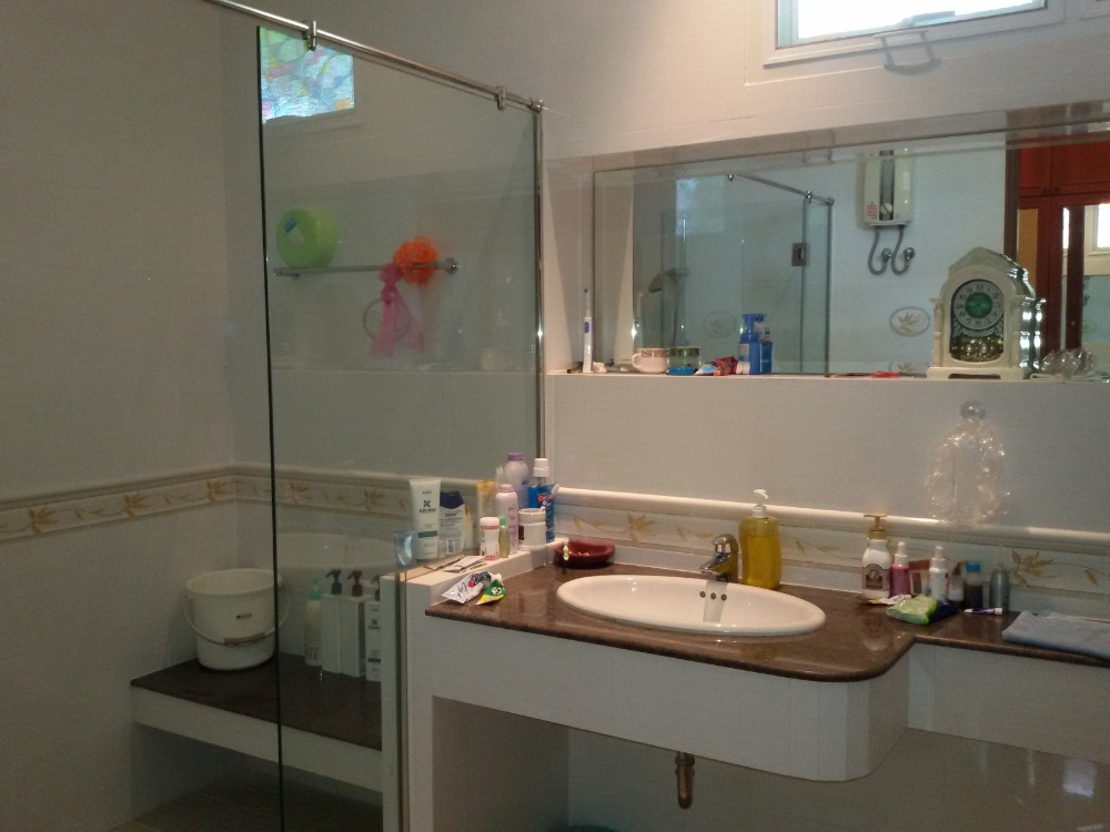 ขายบ้านปิ่นเกล้า จรัญสนิทวงศ์ : ขายคฤหาสน์ 3 ชั้น ม.อมรชัย3 ซ.บรมราชชนนี72 ถ.บรมราชชนนี ศาลาธรรมสพน์ ทวีวัฒนา กรุงเทพ